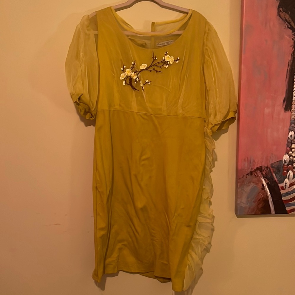 Beautiful custom made dress from GHana in size Large